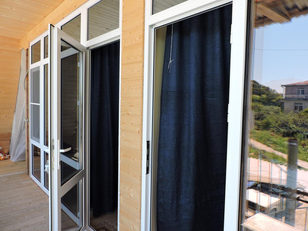 New Athos Guesthouse U Moti מראה חיצוני תמונה