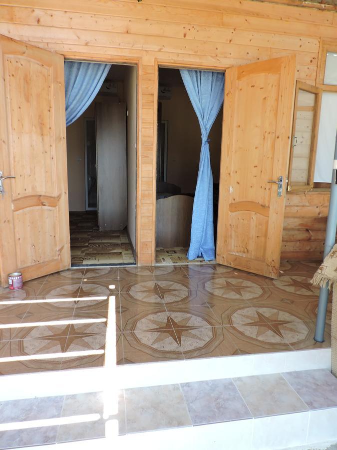 New Athos Guesthouse U Moti מראה חיצוני תמונה