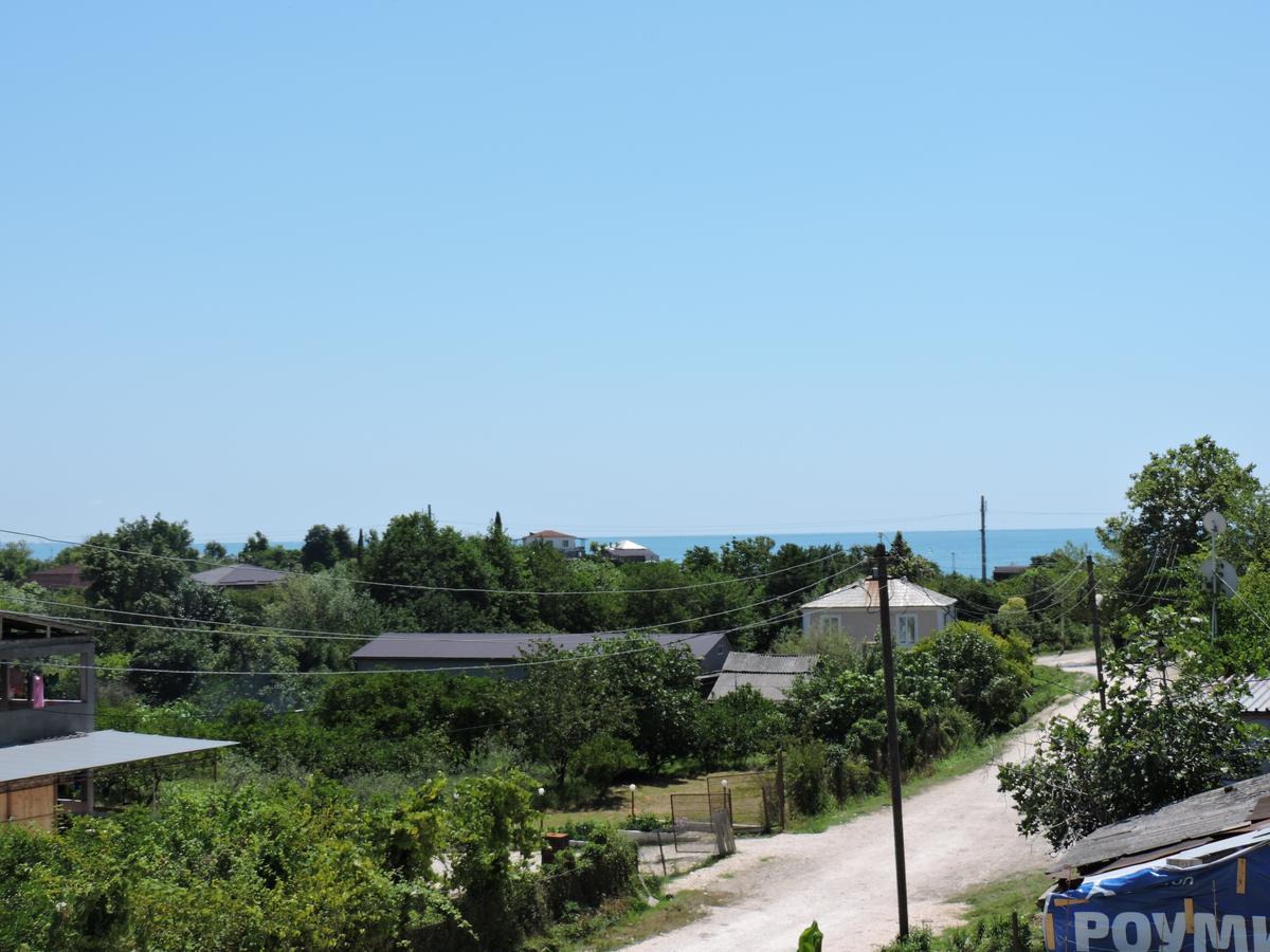 New Athos Guesthouse U Moti מראה חיצוני תמונה