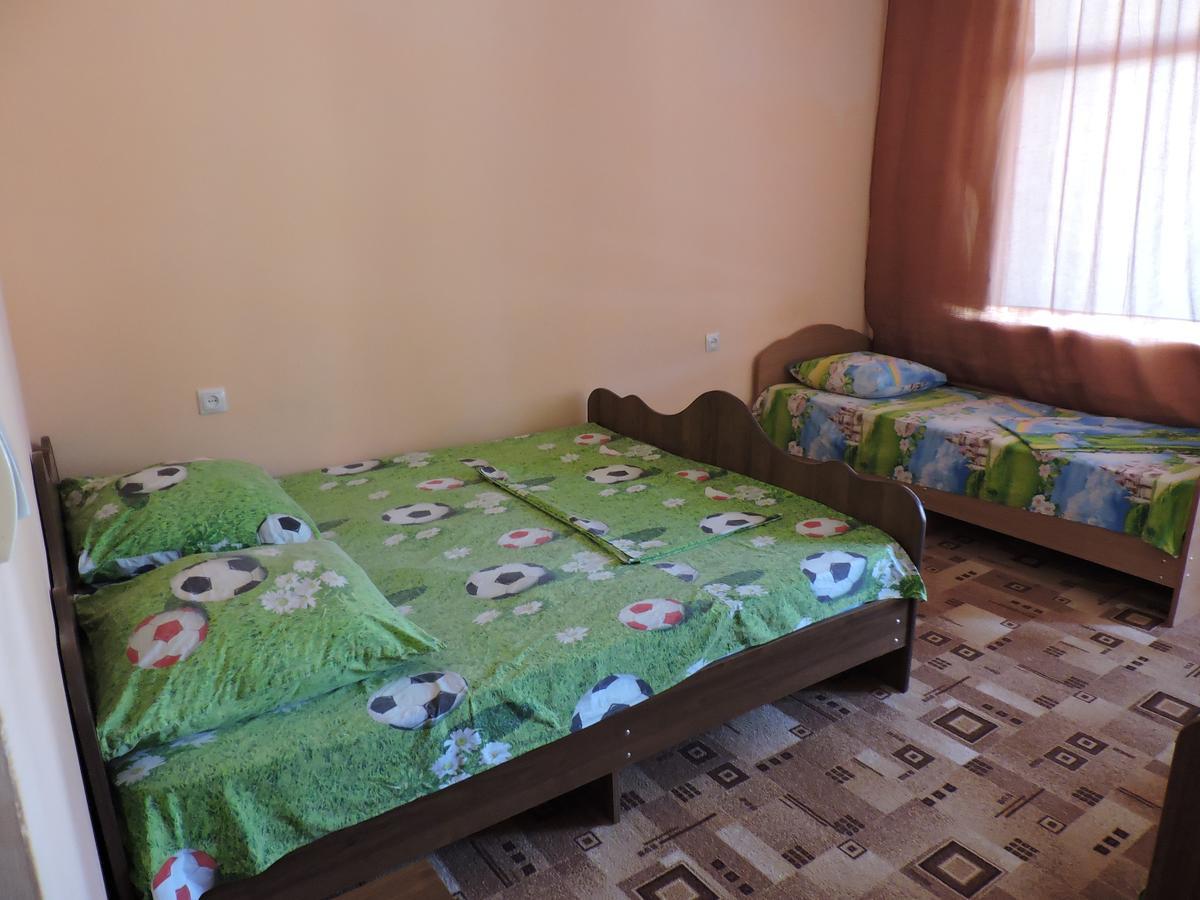 New Athos Guesthouse U Moti מראה חיצוני תמונה